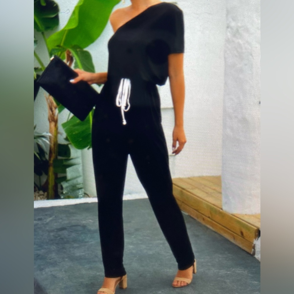 OneSide Off Shoulder Jumpsuit